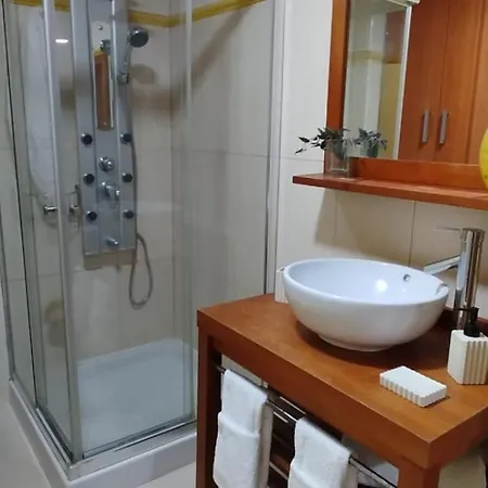 Apartahotel Maradentro Bueu